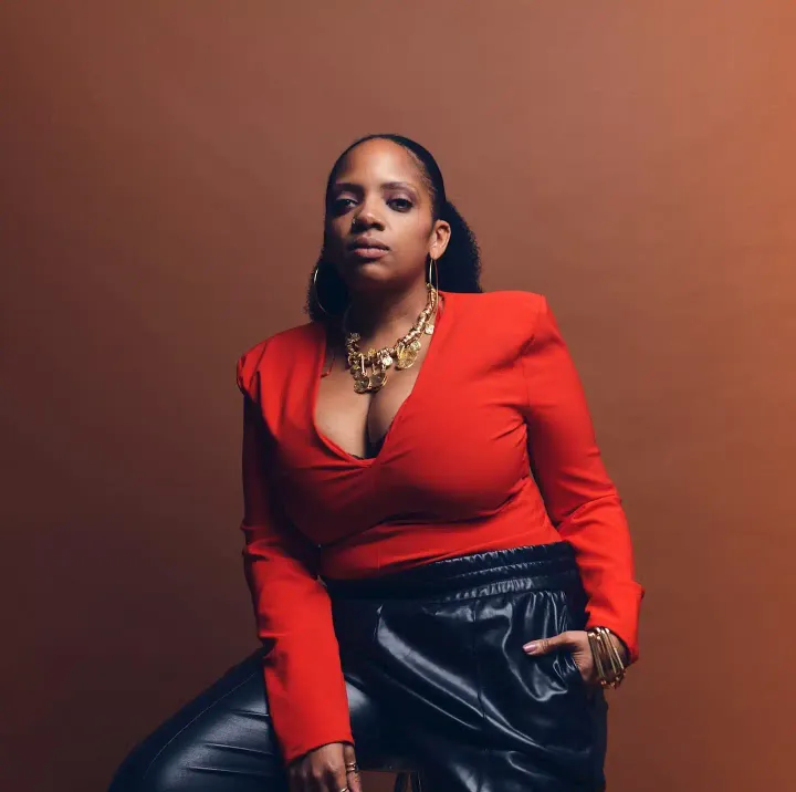 Portrait of Nikara Warren by Dale Knows